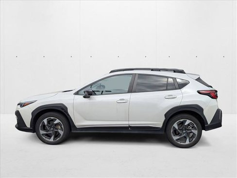 Used 2024 Subaru Crosstrek 2.5i Limited w/ Crosstrek Mirror Package image 2
