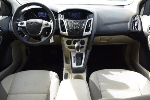 Used 2014 Ford Focus SE image 24