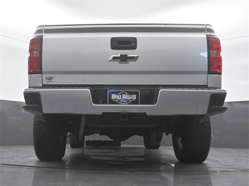 Used 2018 Chevrolet Silverado 1500 LT w/ Texas Edition image 22