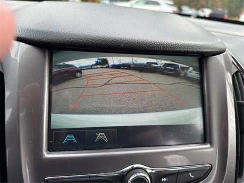 Used 2016 Chevrolet Cruze LT image 23