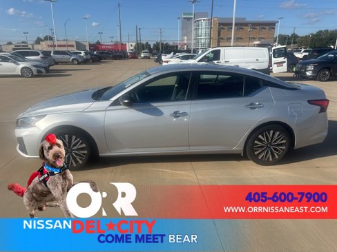Used 2024 Nissan Altima 2.5 SV image 2