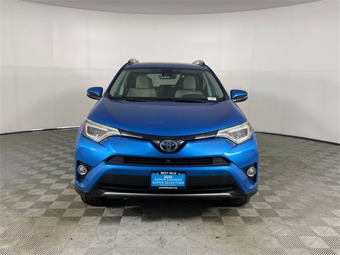 Used 2016 Toyota RAV4 Limited image 18