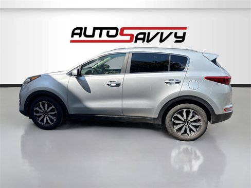Used 2017 Kia Sportage EX image 4