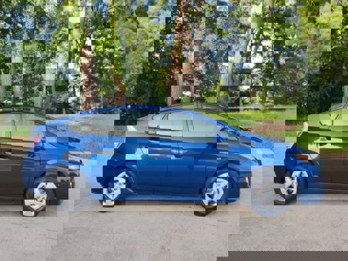 Used 2011 Toyota Prius Three w/ Navigation Pkg image 4