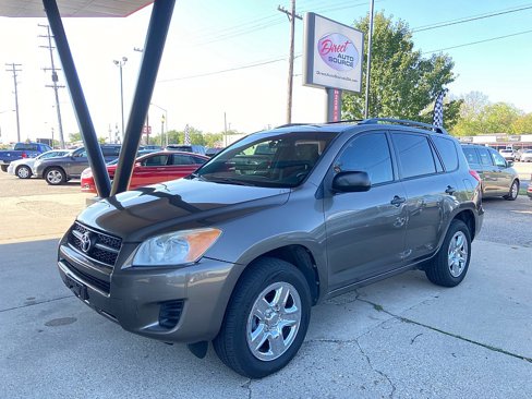 Used 2012 Toyota RAV4 4WD image 2