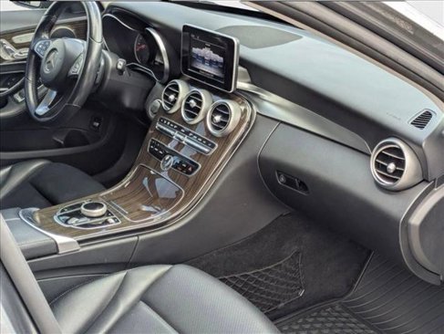 Used 2018 Mercedes-Benz C 300 4MATIC Sedan image 27
