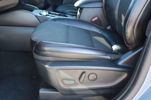 Used 2024 Ford Escape ST-Line image 9