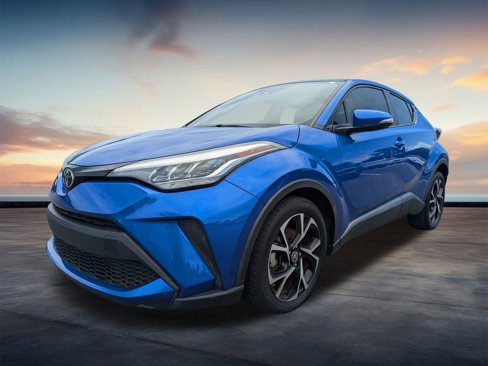 Used 2021 Toyota C-HR XLE image 8