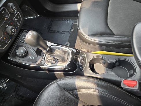 Used 2021 Jeep Compass Latitude image 11