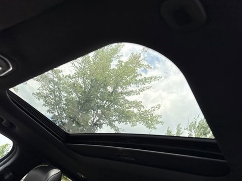 Certified 2022 Jeep Grand Cherokee Altitude image 5