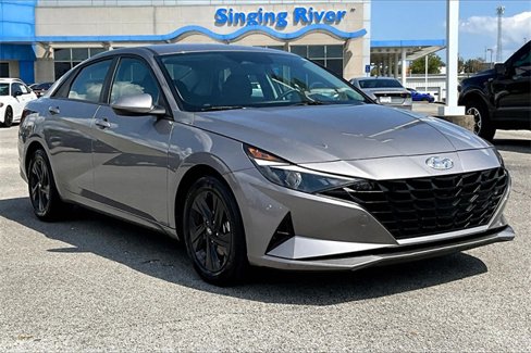 Used 2023 Hyundai Elantra Blue w/ Cargo Package image 9