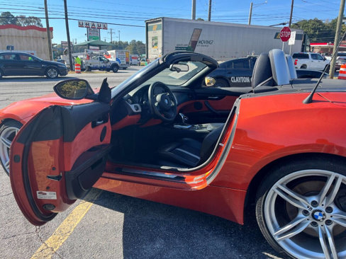 Used 2014 BMW Z4 sDrive35is image 9