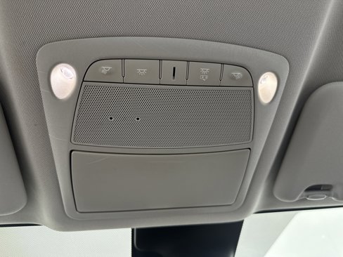 Used 2022 Nissan Rogue Sport S image 29