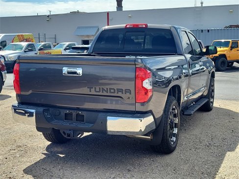 Used 2016 Toyota Tundra SR5 w/ SR5 Upgrade Package image 10