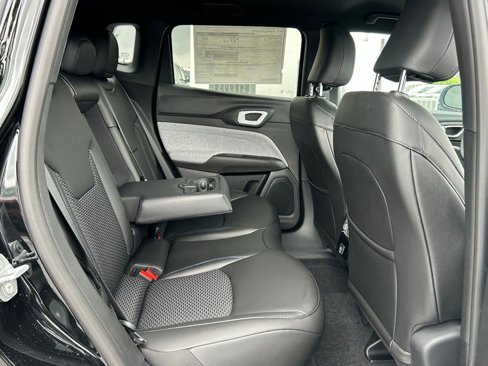 New 2025 Jeep Compass Latitude w/ Altitude Special Edition image 27