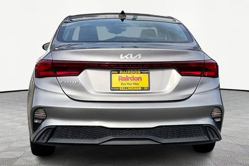 Used 2023 Kia Forte LXS image 4