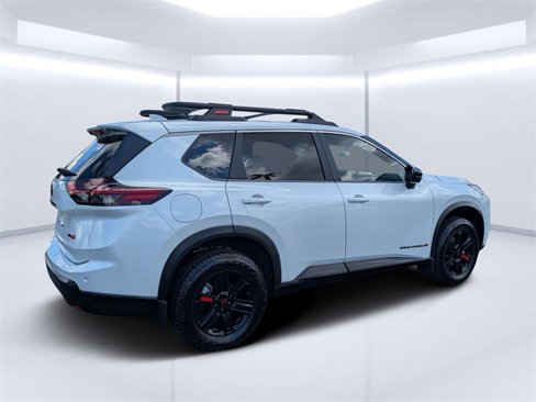 Used 2025 Nissan Rogue SV w/ Rock Creek Premium Package image 3