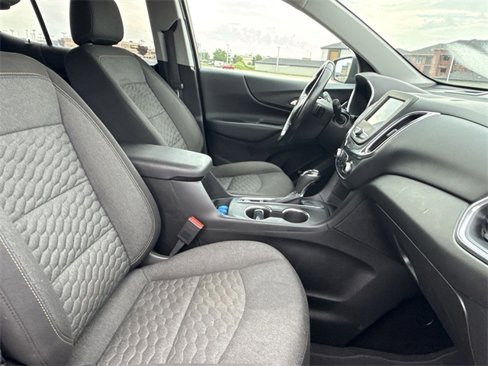 Used 2020 Chevrolet Equinox LT w/ Driver Convenience Package image 31