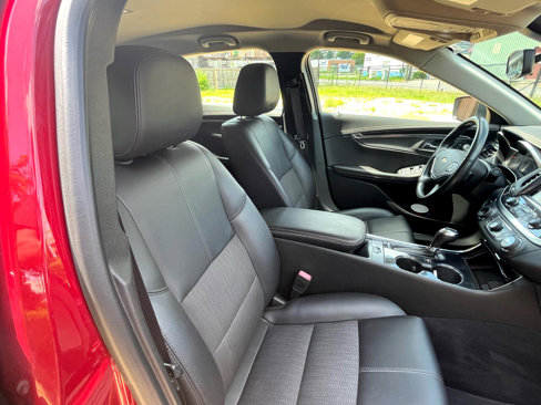 Used 2019 Chevrolet Impala LT image 57