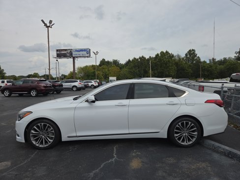 Used 2015 Hyundai Genesis 3.8 w/ Option Group 03 image 2