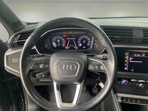 Used 2021 Audi Q3 2.0T Premium image 30