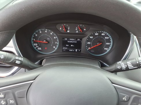 Used 2023 Chevrolet Equinox LS w/ Driver Confidence II Package image 10