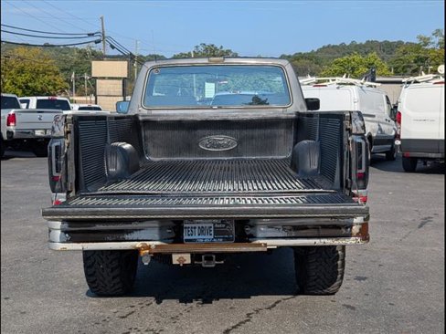 Used 1990 Ford F150 4x4 Regular Cab image 5