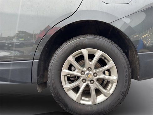 Used 2021 Chevrolet Equinox LT image 23