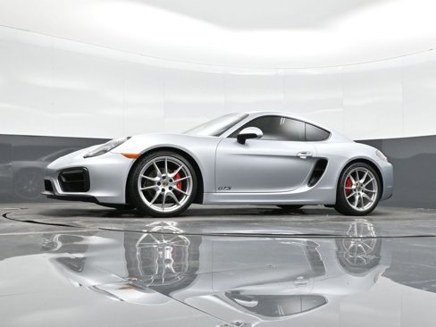 Certified 2015 Porsche Cayman GTS image 34