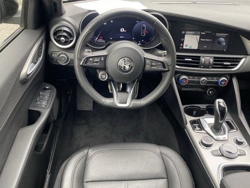 Used 2024 Alfa Romeo Giulia Ti image 48