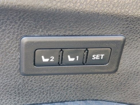 Used 2014 Toyota RAV4 Limited image 16