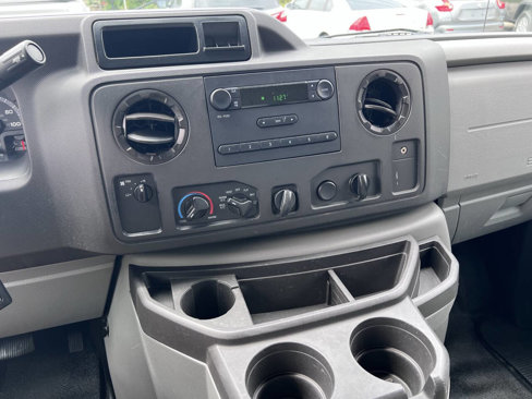 Used 2015 Ford E-350 and Econoline 350 Super Duty image 20