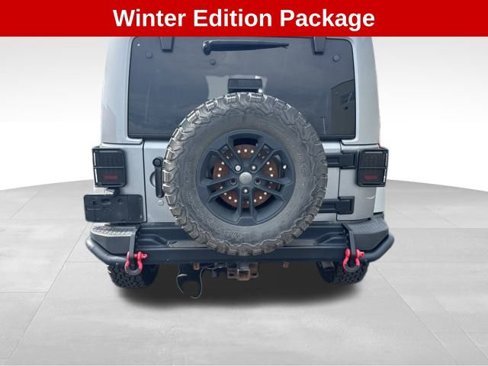 Used 2017 Jeep Wrangler Unlimited Sahara image 5