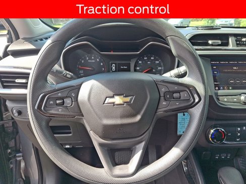 Used 2021 Chevrolet TrailBlazer LS image 18
