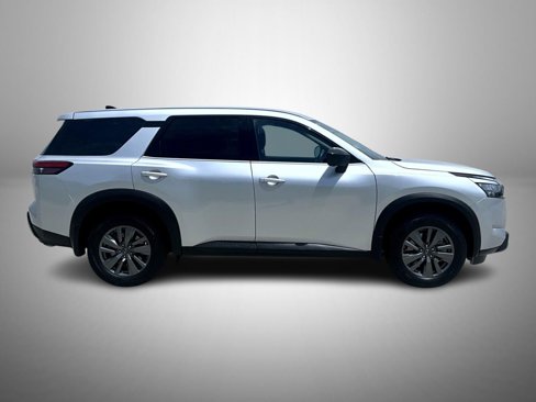 Certified 2023 Nissan Pathfinder S image 4