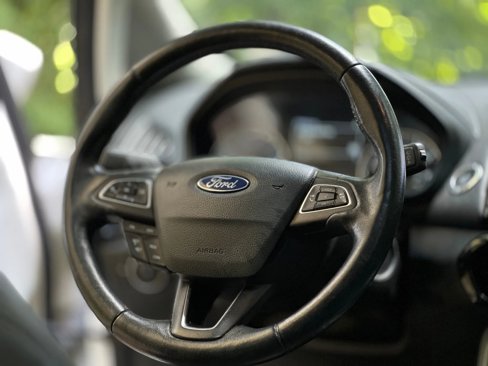 Used 2020 Ford EcoSport Titanium image 18