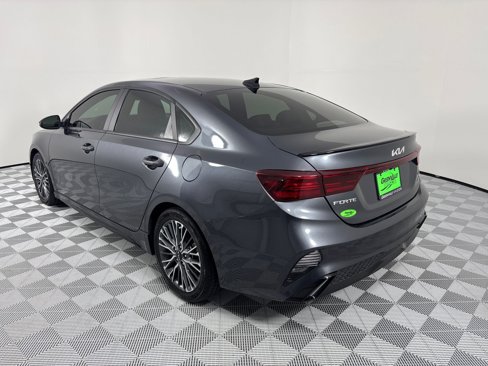 Used 2022 Kia Forte GT-Line w/ GT-Line Premium Package image 3