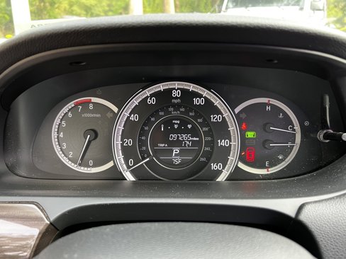 Used 2016 Honda Accord EX image 22