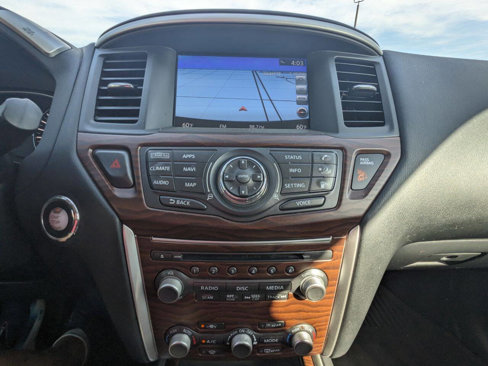 Used 2018 Nissan Pathfinder Platinum w/ Cargo Package image 17