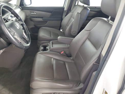 Used 2013 Honda Odyssey Touring Elite image 12