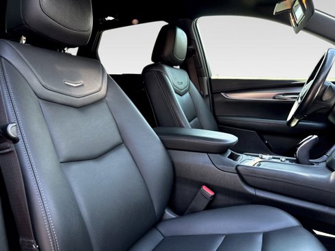 Used 2020 Cadillac XT5 Luxury image 12