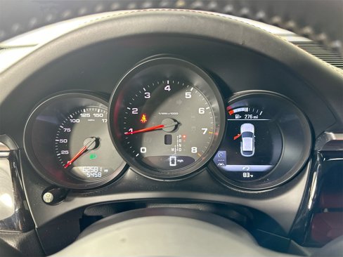 Certified 2020 Porsche Macan image 19