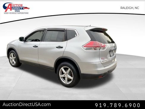 Used 2016 Nissan Rogue S image 8