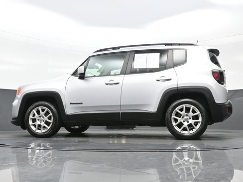 Used 2021 Jeep Renegade Latitude image 27