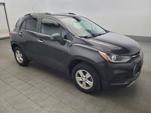 Used 2020 Chevrolet Trax LT w/ LT Convenience Package image 11