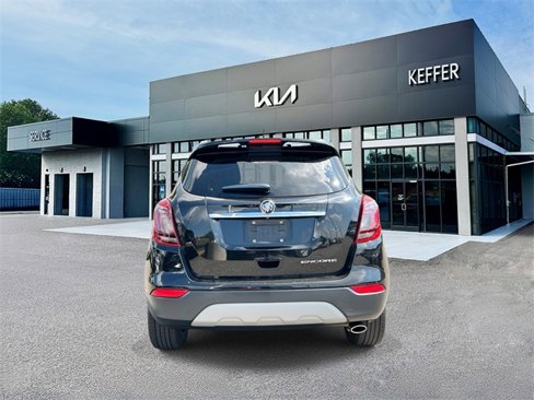 Used 2019 Buick Encore Sport Touring image 7