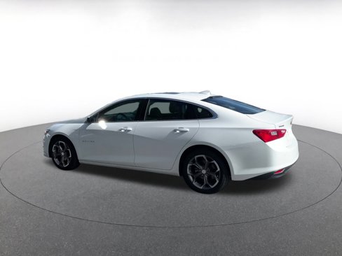 Used 2024 Chevrolet Malibu LT image 10