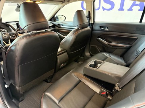 Used 2023 Nissan Altima 2.5 SR image 13