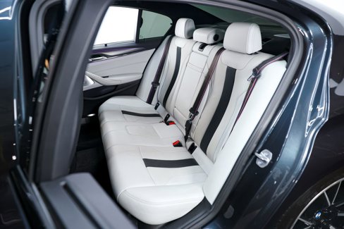Used 2019 BMW M5 w/ Executive Package image 21