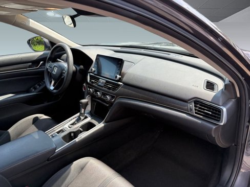 Used 2018 Honda Accord EX image 27